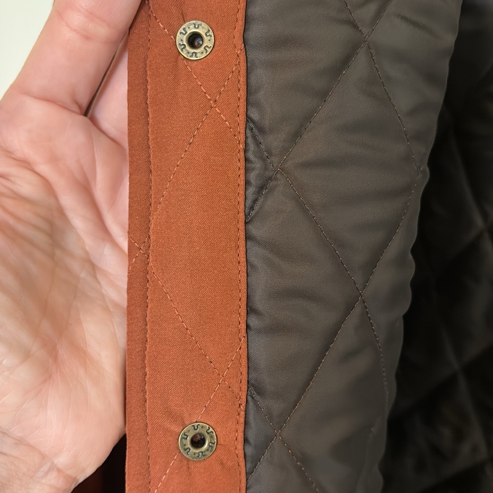J Peterman Quilted Barn Jacket Brown Women’s M Corduroy Collar Button Front - Picture 12 of 15